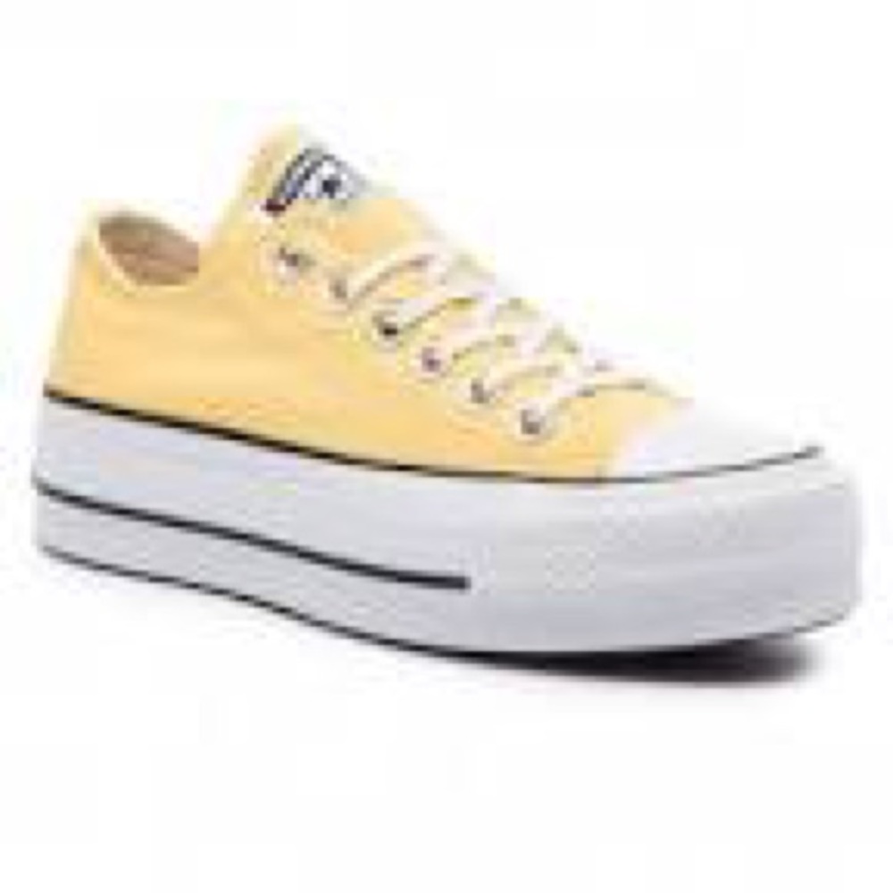 Converse Women's Chuck Taylor All Star Lift Low To - Picture 2 of 8